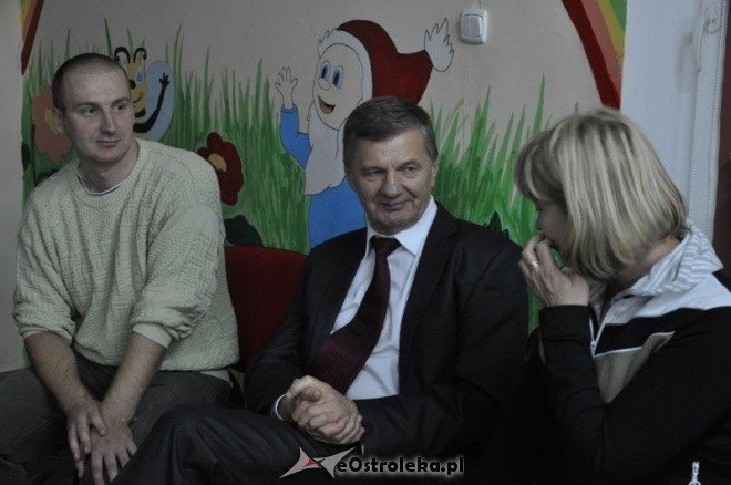 Osiedle Sienkiewicza: Mieszkańcy integrują się na wieczorkach tematycznych [7.XII.2011] - zdjęcie #9 - eOstroleka.pl