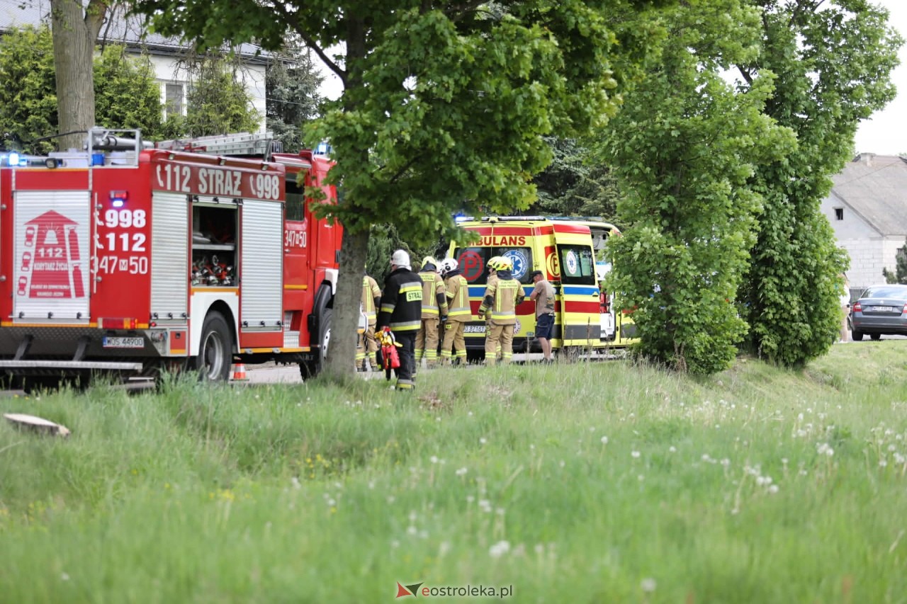 Wypadek w Dąbrówce [21.05.2026] - zdjęcie #16 - eOstroleka.pl