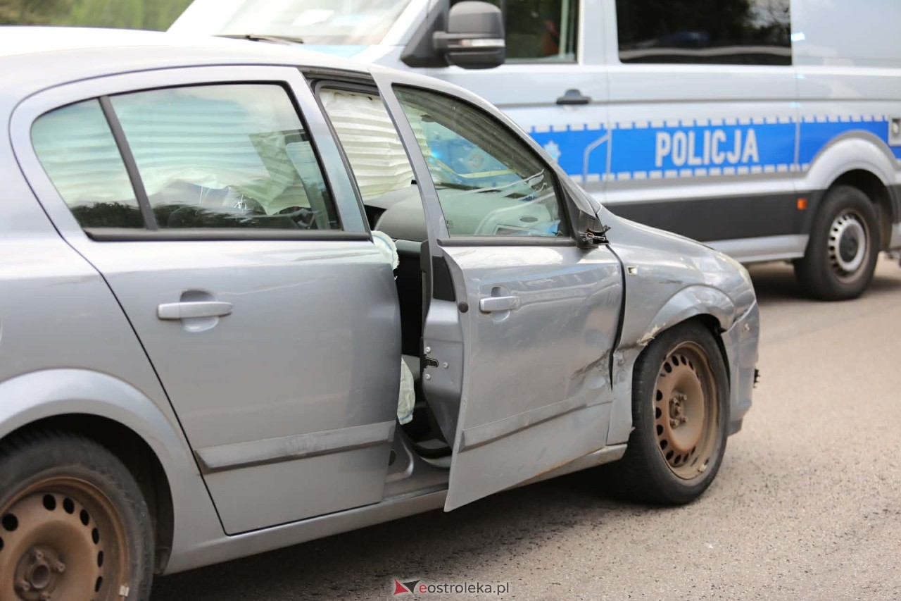 Wypadek w Dąbrówce [21.05.2026] - zdjęcie #14 - eOstroleka.pl