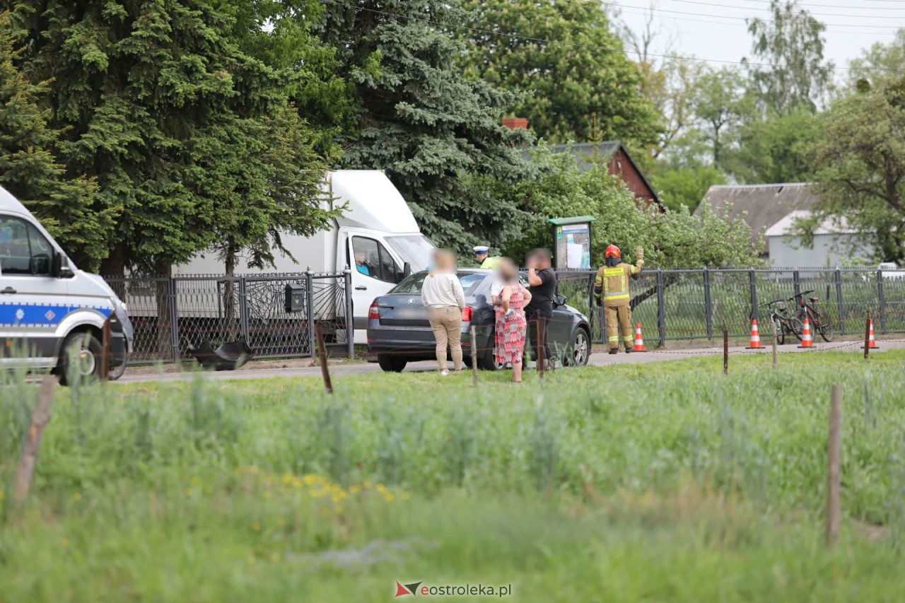 Wypadek w Dąbrówce [21.05.2026] - zdjęcie #8 - eOstroleka.pl