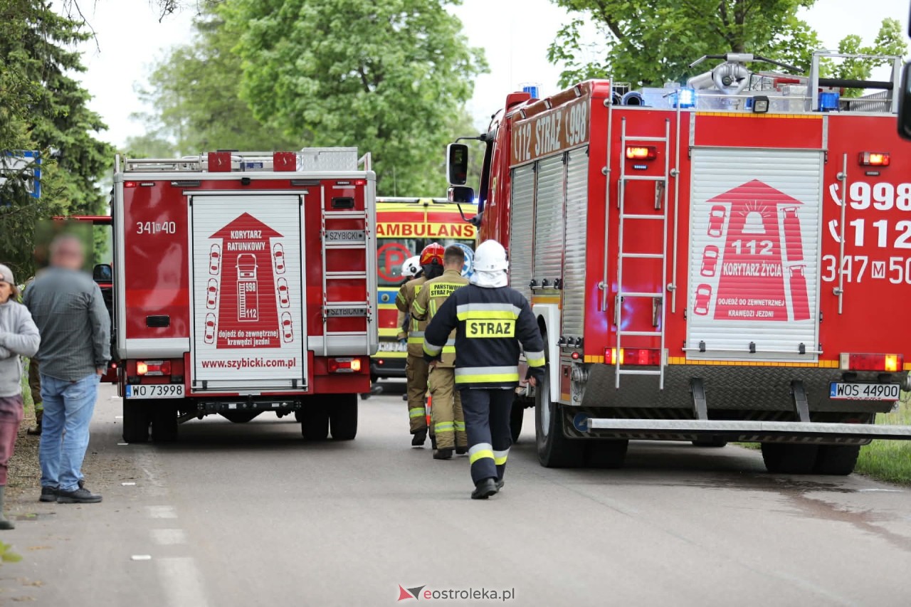 Wypadek w Dąbrówce [21.05.2026] - zdjęcie #4 - eOstroleka.pl