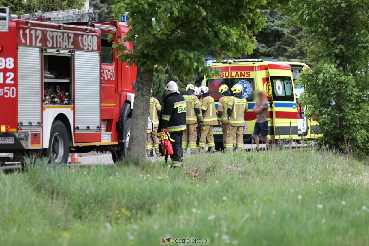 Wypadek w Dąbrówce [21.05.2026] - zdjęcie #3 - eOstroleka.pl