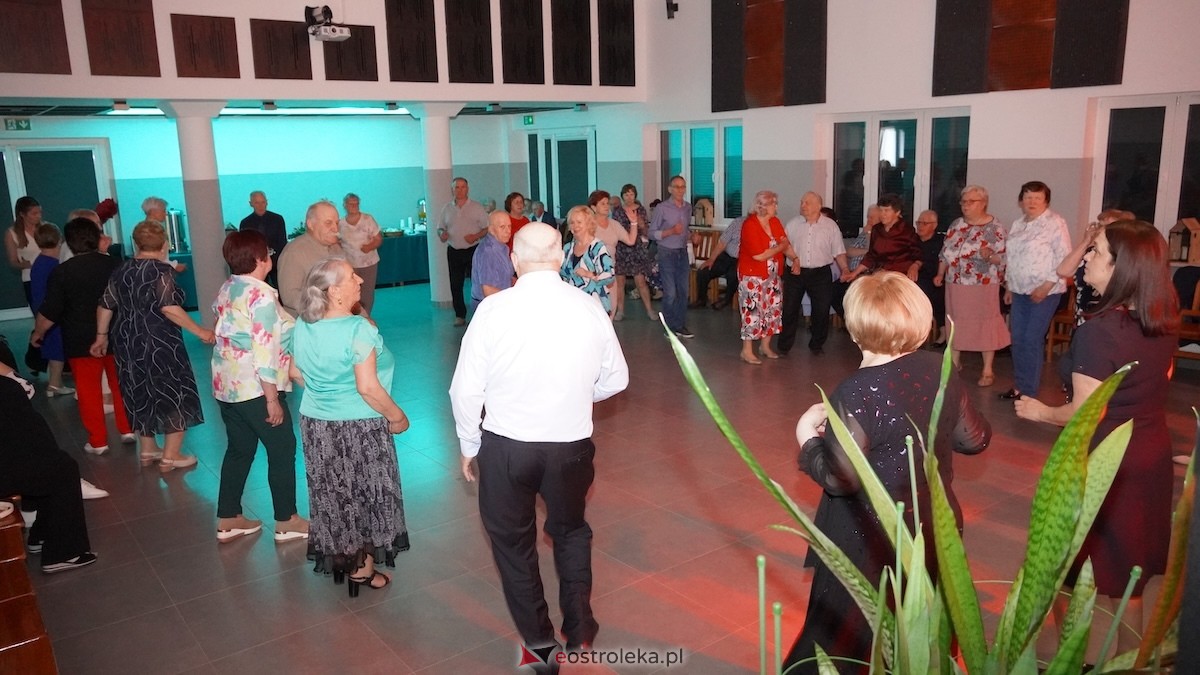 Potańcówka dla seniorów w Lelisie [21.05.2026] - zdjęcie #62 - eOstroleka.pl