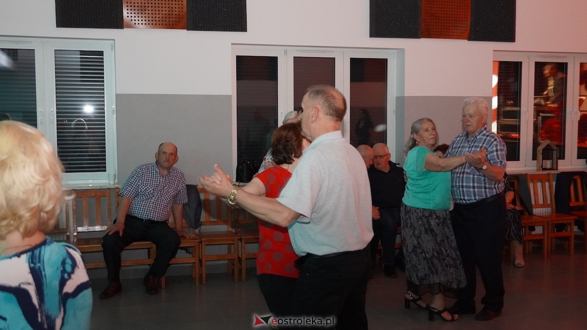 Potańcówka dla seniorów w Lelisie [21.05.2026] - zdjęcie #54 - eOstroleka.pl