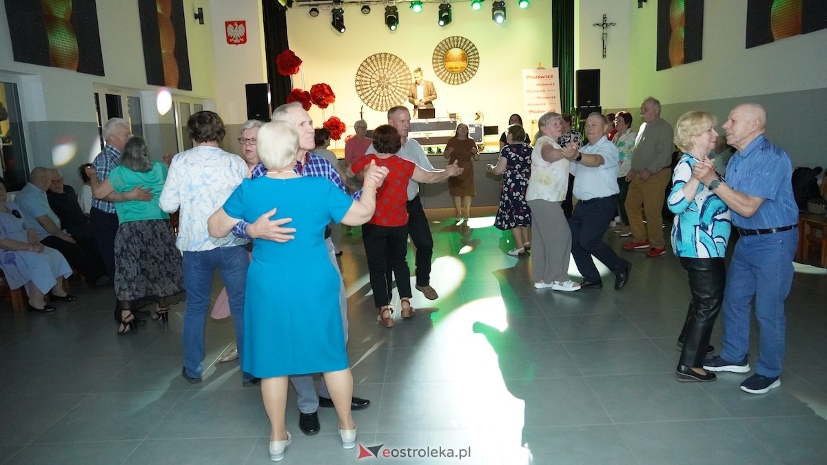 Potańcówka dla seniorów w Lelisie [21.05.2026] - zdjęcie #48 - eOstroleka.pl