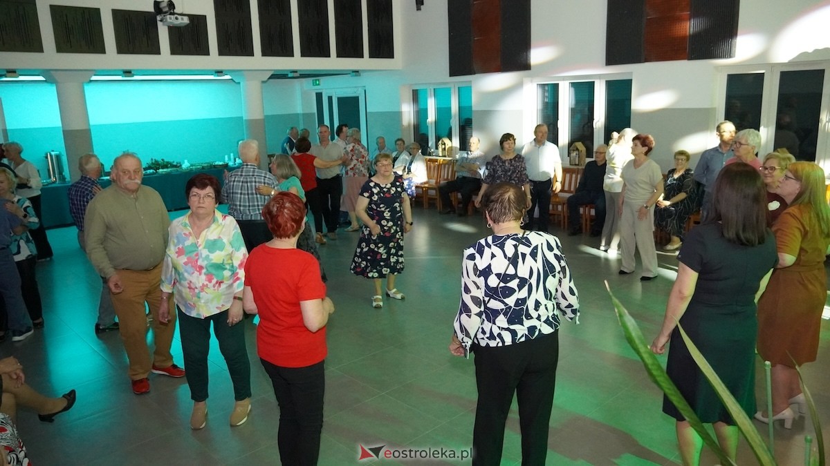 Potańcówka dla seniorów w Lelisie [21.05.2026] - zdjęcie #39 - eOstroleka.pl