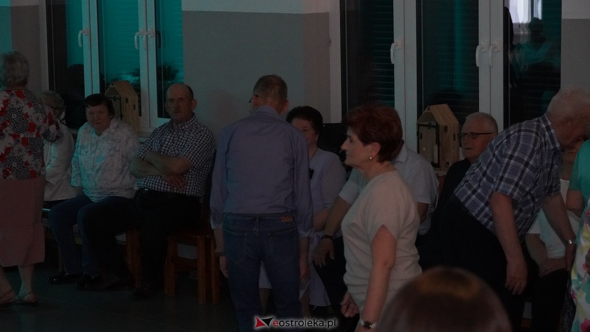 Potańcówka dla seniorów w Lelisie [21.05.2026] - zdjęcie #34 - eOstroleka.pl
