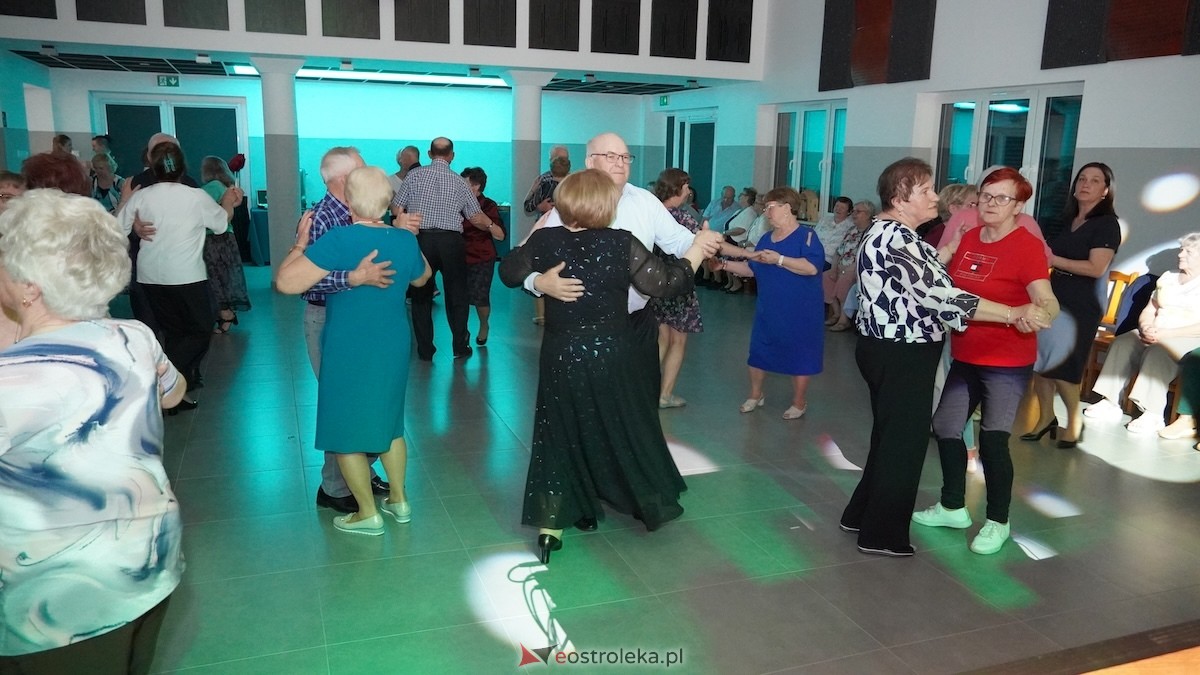 Potańcówka dla seniorów w Lelisie [21.05.2026] - zdjęcie #24 - eOstroleka.pl
