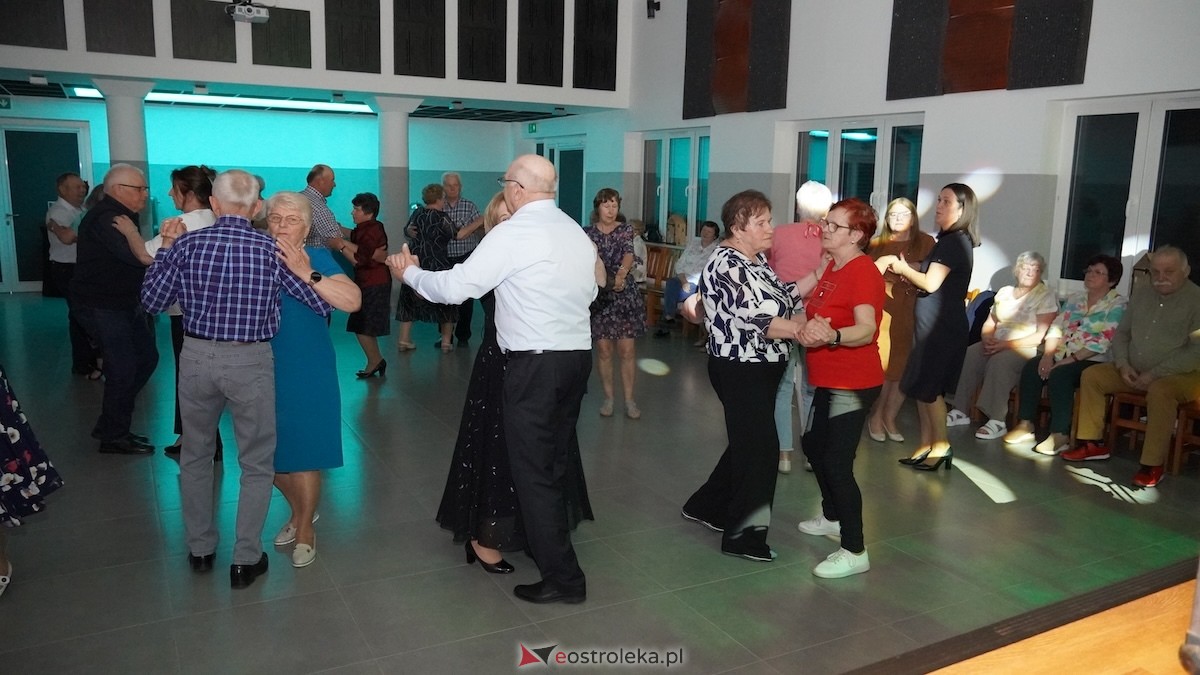 Potańcówka dla seniorów w Lelisie [21.05.2026] - zdjęcie #23 - eOstroleka.pl