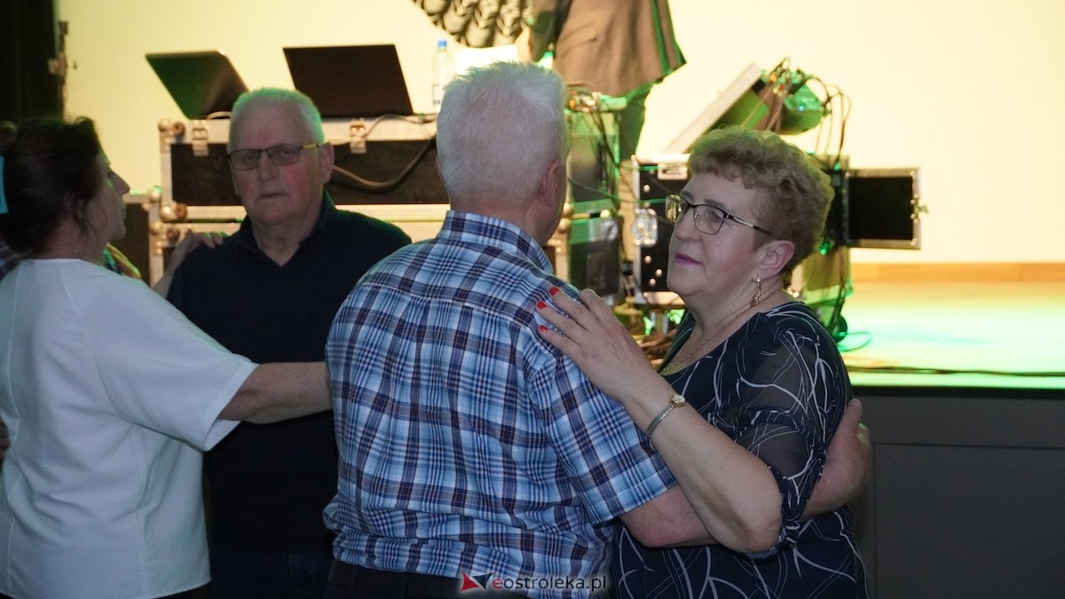 Potańcówka dla seniorów w Lelisie [21.05.2026] - zdjęcie #16 - eOstroleka.pl