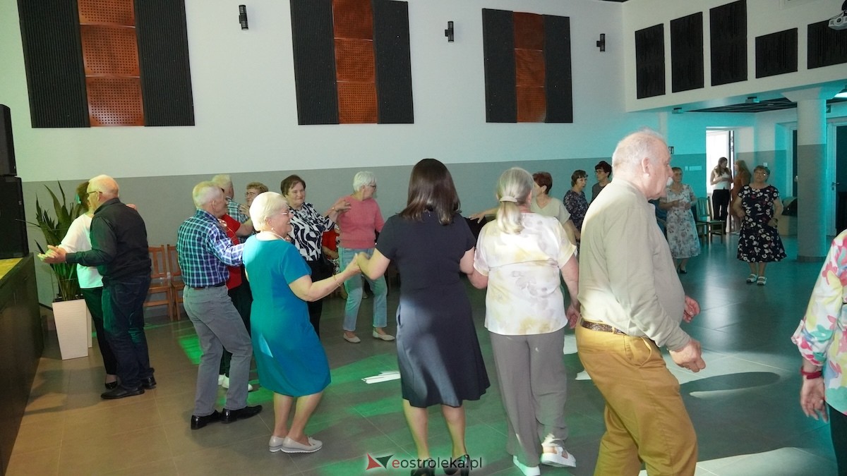 Potańcówka dla seniorów w Lelisie [21.05.2026] - zdjęcie #13 - eOstroleka.pl