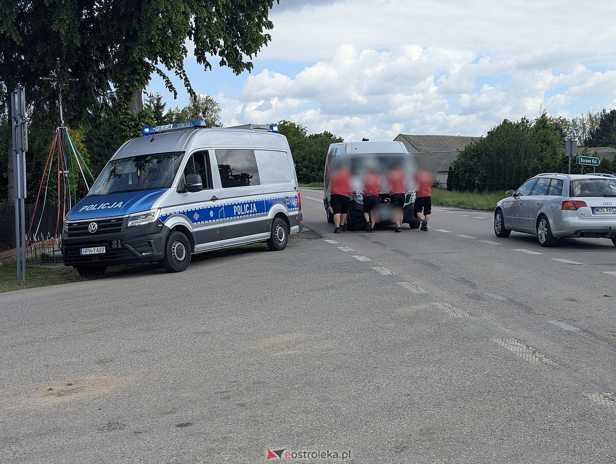 Dwie kolizje w jednym miejscu - Borawe, trasa Ostrołęka - Goworowo [22.05.2026] - zdjęcie #4 - eOstroleka.pl