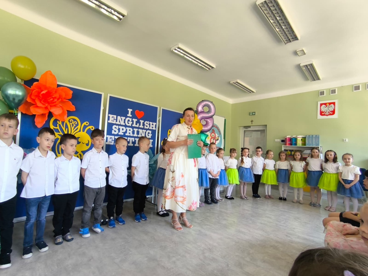 Małe talenty z Ostrołęki zaśpiewały po angielsku. Konkurs w Przedszkolu Miejskim nr 8 [21.05.2026] - zdjęcie #77 - eOstroleka.pl