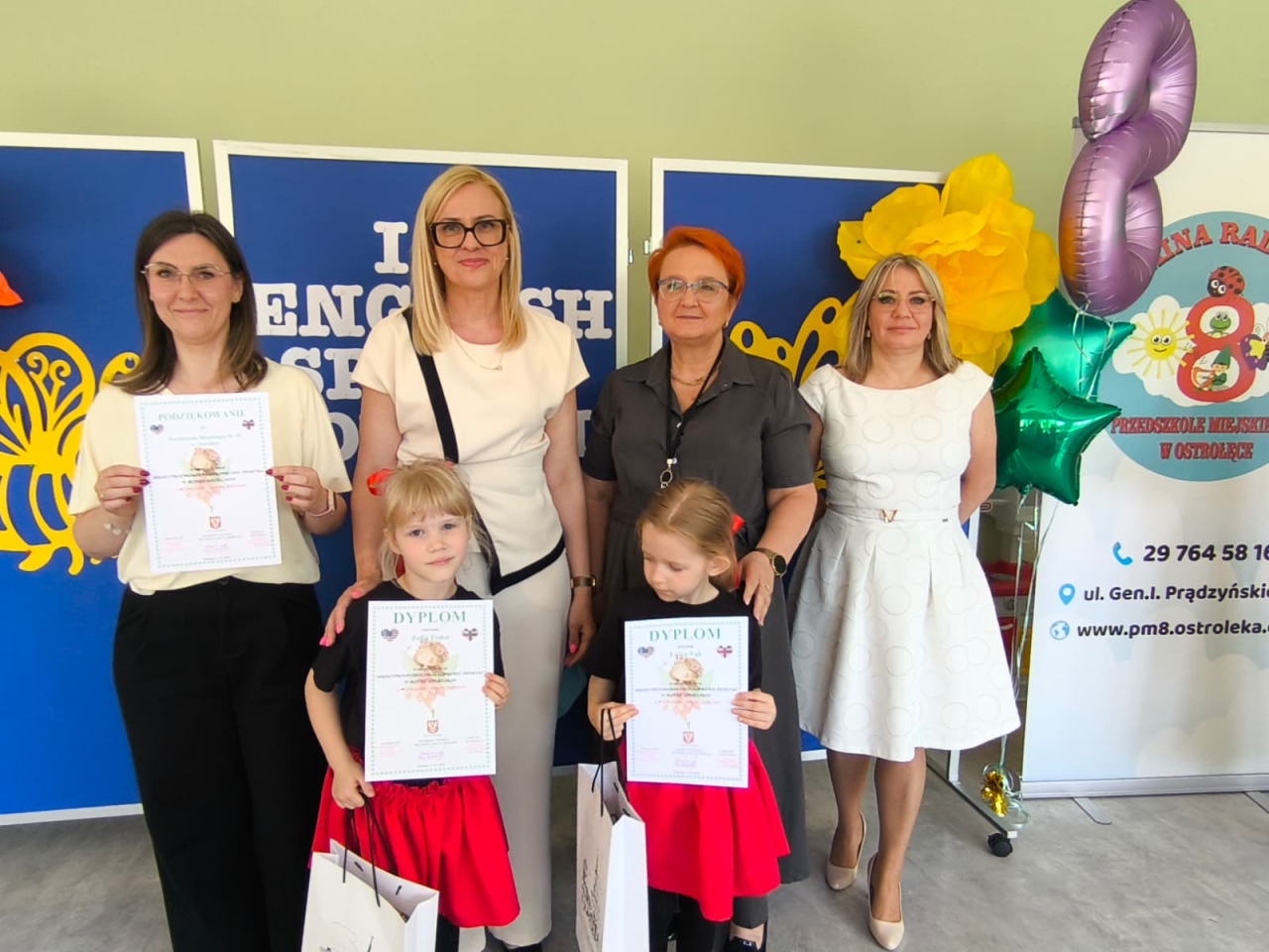 Małe talenty z Ostrołęki zaśpiewały po angielsku. Konkurs w Przedszkolu Miejskim nr 8 [21.05.2026] - zdjęcie #10 - eOstroleka.pl
