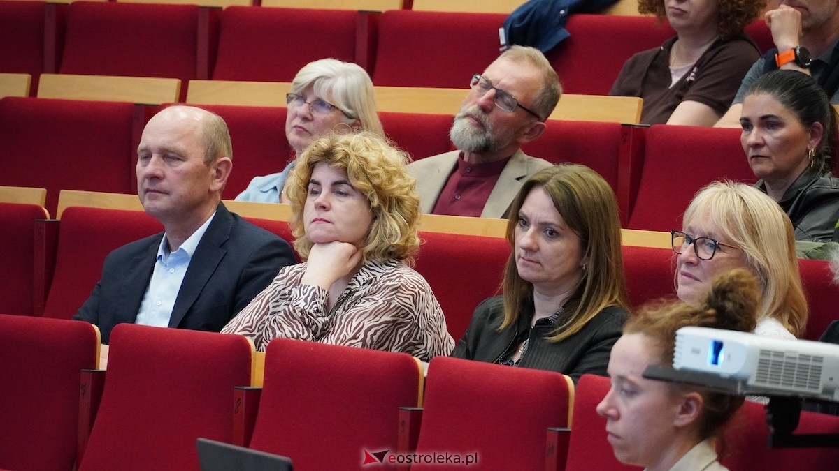 Wieczór ewangelizacyjny Rozpal w sobie dar [22.05.2026] - zdjęcie #5 - eOstroleka.pl