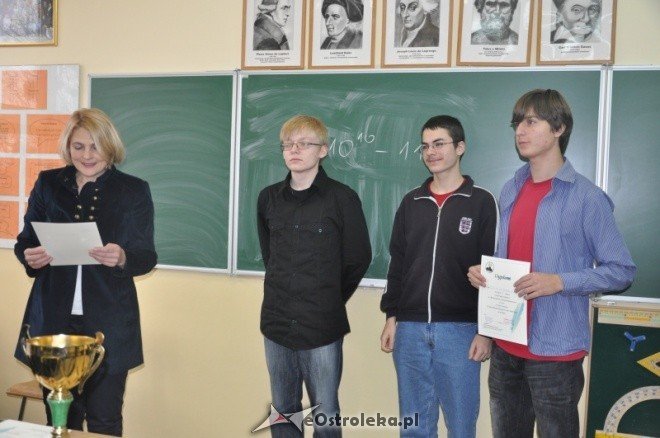 I LO: Podsumowanie konkursu matematycznego Piórko - zdjęcie #6 - eOstroleka.pl