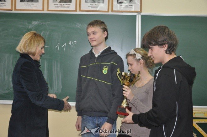 I LO: Podsumowanie konkursu matematycznego Piórko - zdjęcie #3 - eOstroleka.pl
