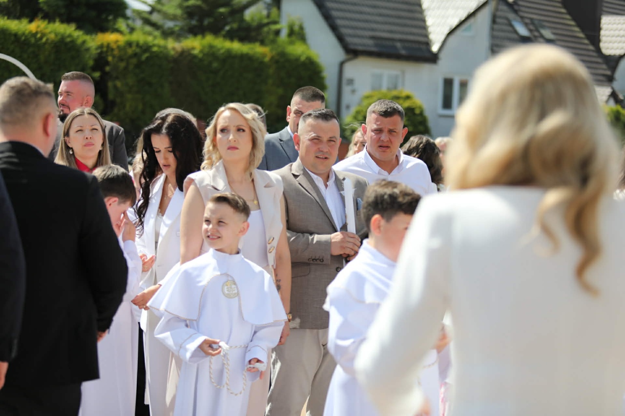 I Komunia Święta w parafii pw. Królowej Rodzin w Ostrołęce [24.05.2026] - zdjęcie #15 - eOstroleka.pl