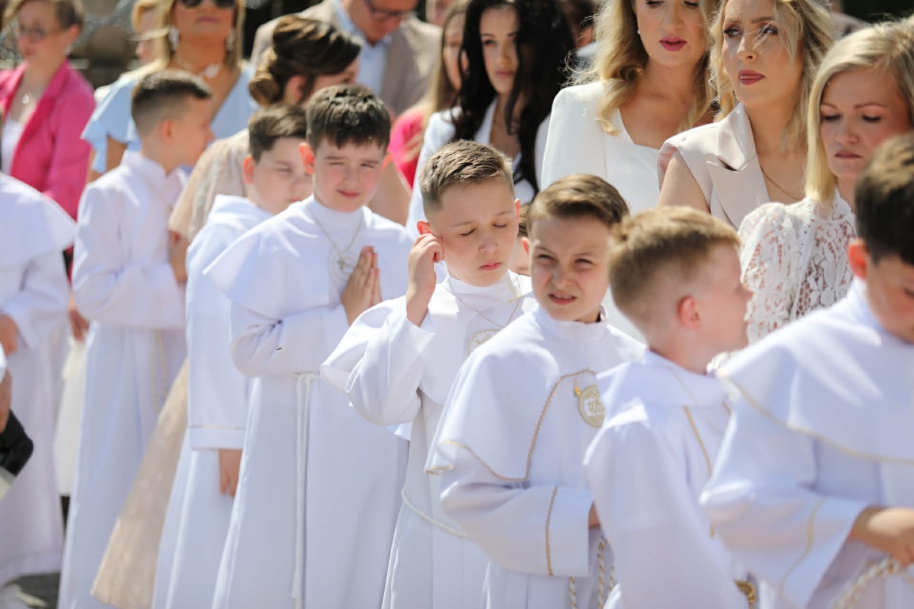 I Komunia Święta w parafii pw. Królowej Rodzin w Ostrołęce [24.05.2026] - zdjęcie #7 - eOstroleka.pl