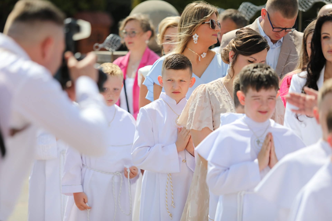 I Komunia Święta w parafii pw. Królowej Rodzin w Ostrołęce [24.05.2026] - zdjęcie #5 - eOstroleka.pl