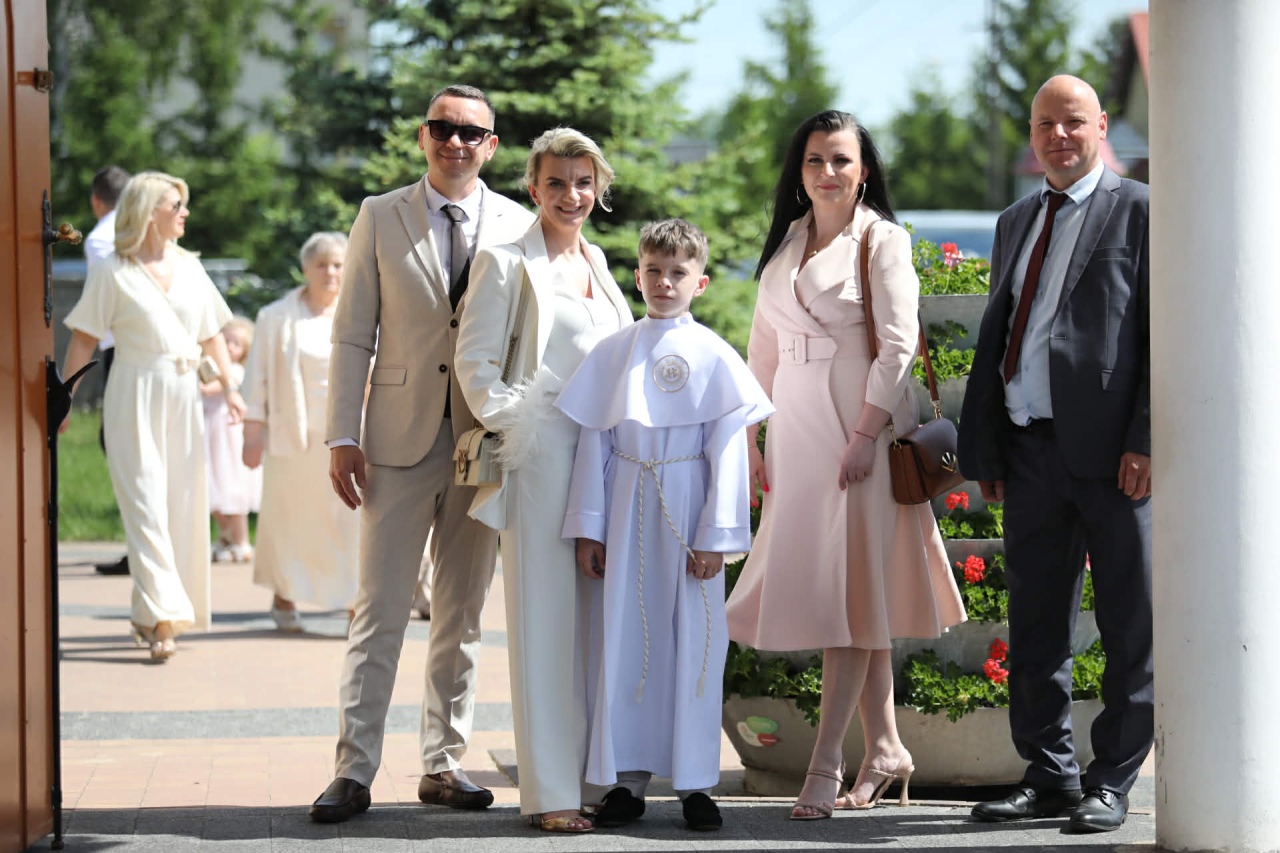 I Komunia Święta w parafii pw. Królowej Rodzin w Ostrołęce [24.05.2026] - zdjęcie #4 - eOstroleka.pl