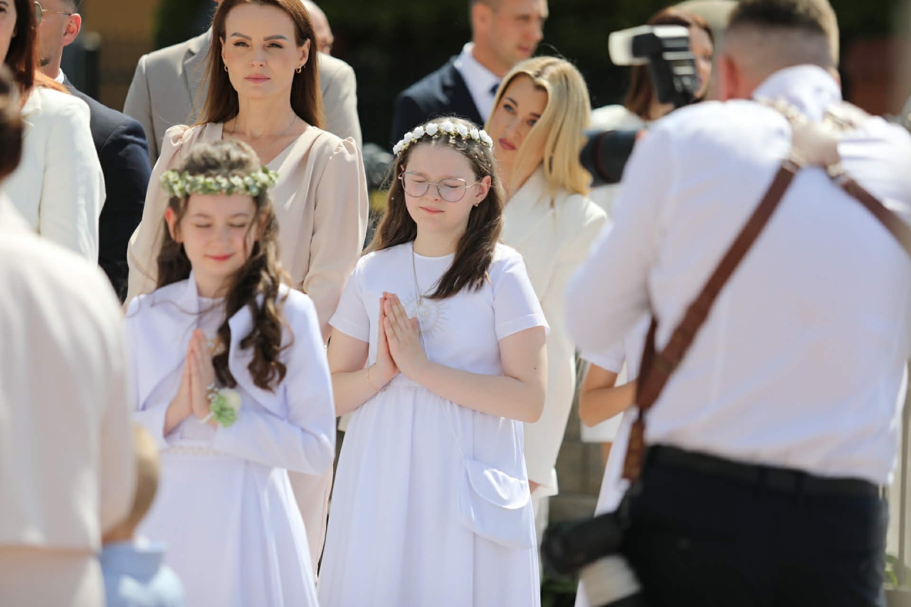 I Komunia Święta w parafii pw. Królowej Rodzin w Ostrołęce [24.05.2026] - zdjęcie #1 - eOstroleka.pl