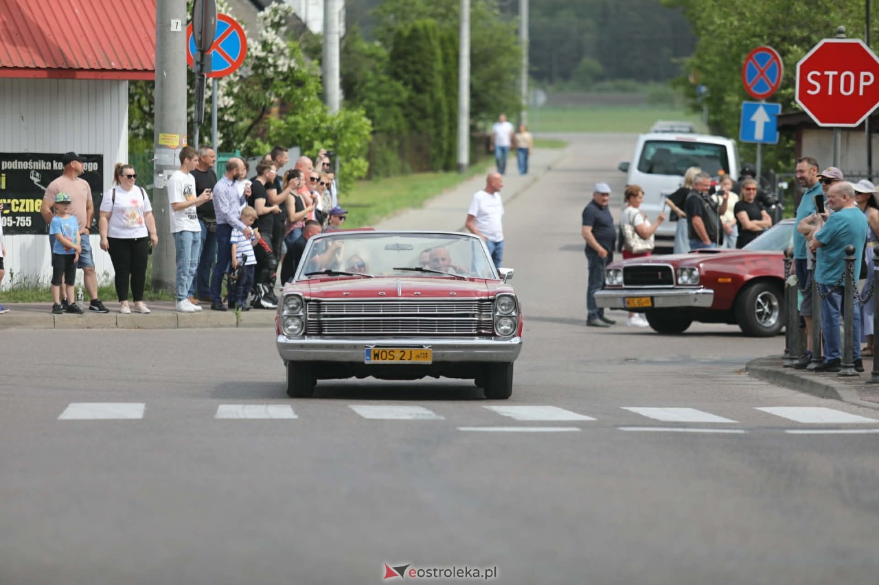 Kurpie Fest 2026 - parada amerykańskich aut w Kadzidle [24.05.2026] - zdjęcie #94 - eOstroleka.pl