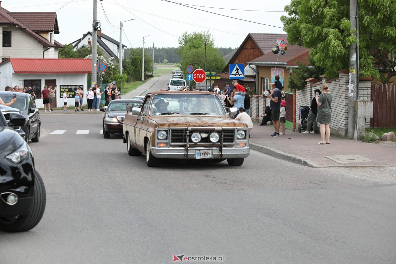 Kurpie Fest 2026 - parada amerykańskich aut w Kadzidle [24.05.2026] - zdjęcie #60 - eOstroleka.pl