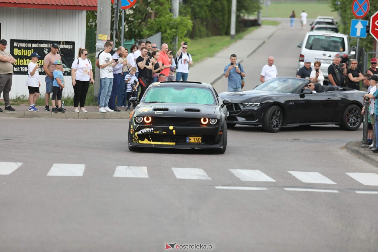 Kurpie Fest 2026 - parada amerykańskich aut w Kadzidle [24.05.2026] - zdjęcie #56 - eOstroleka.pl