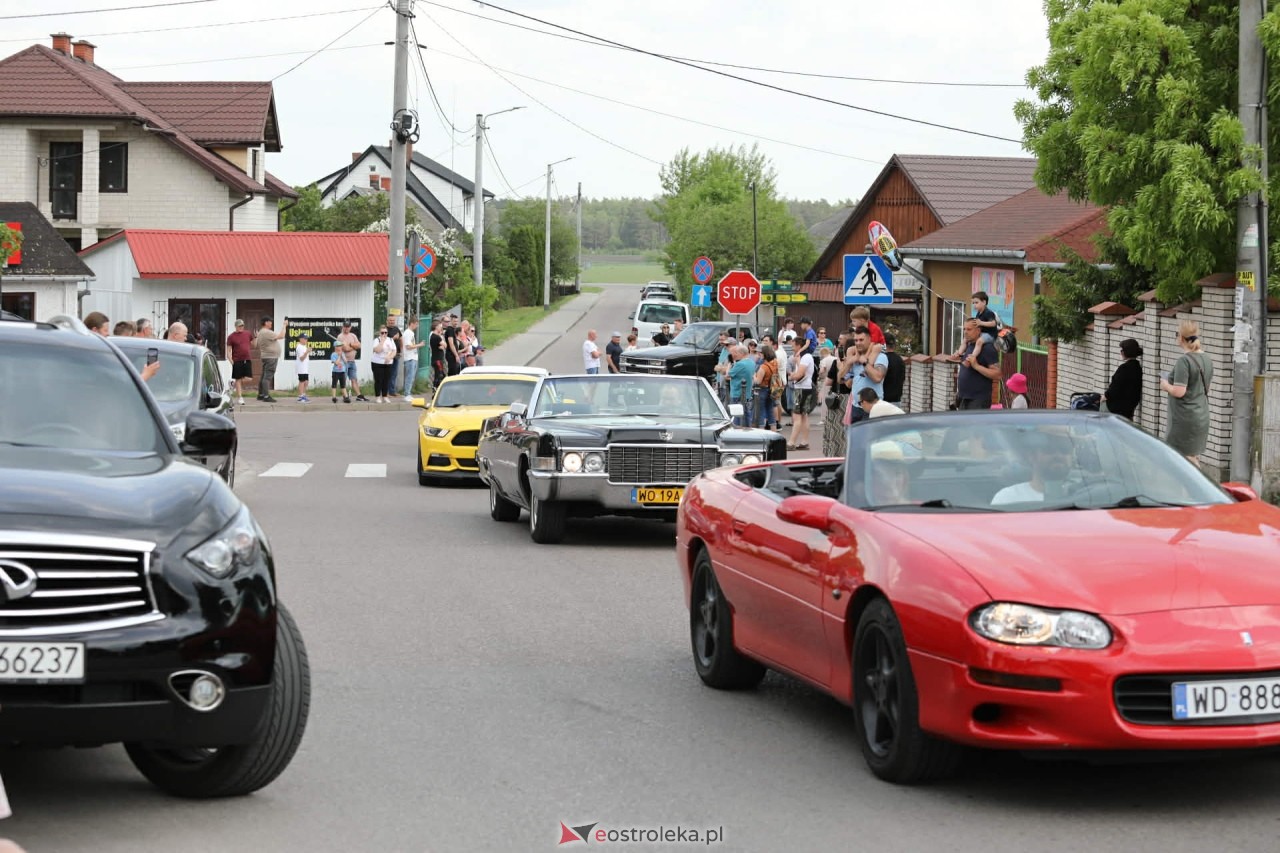 Kurpie Fest 2026 - parada amerykańskich aut w Kadzidle [24.05.2026] - zdjęcie #31 - eOstroleka.pl