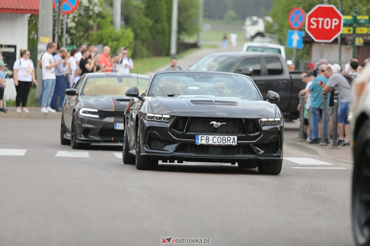 Kurpie Fest 2026 - parada amerykańskich aut w Kadzidle [24.05.2026] - zdjęcie #28 - eOstroleka.pl