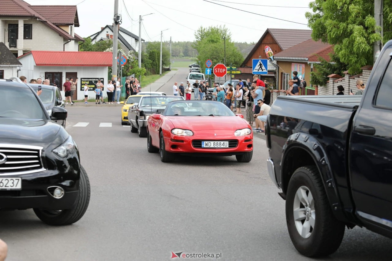 Kurpie Fest 2026 - parada amerykańskich aut w Kadzidle [24.05.2026] - zdjęcie #23 - eOstroleka.pl