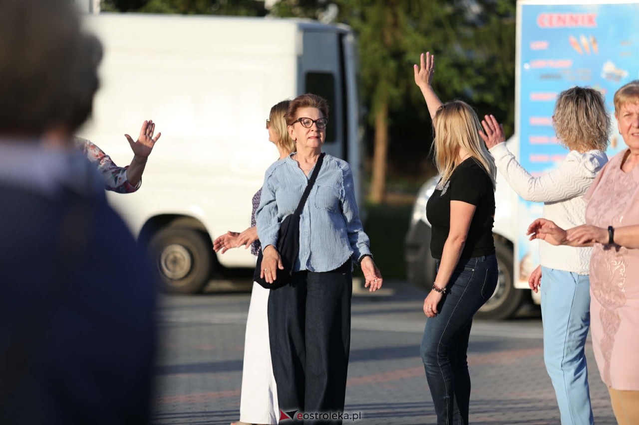Potańcówka pod gwiazdami w Olszewie-Borkach [24.05.2026] - zdjęcie #114 - eOstroleka.pl