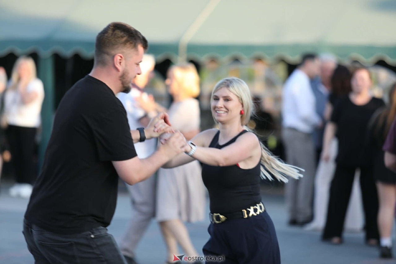 Potańcówka pod gwiazdami w Olszewie-Borkach [24.05.2026] - zdjęcie #92 - eOstroleka.pl