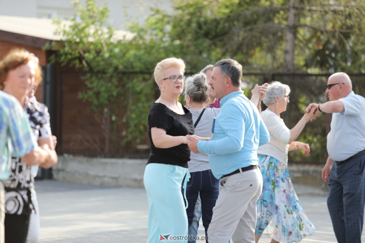 Potańcówka pod gwiazdami w Olszewie-Borkach [24.05.2026] - zdjęcie #77 - eOstroleka.pl