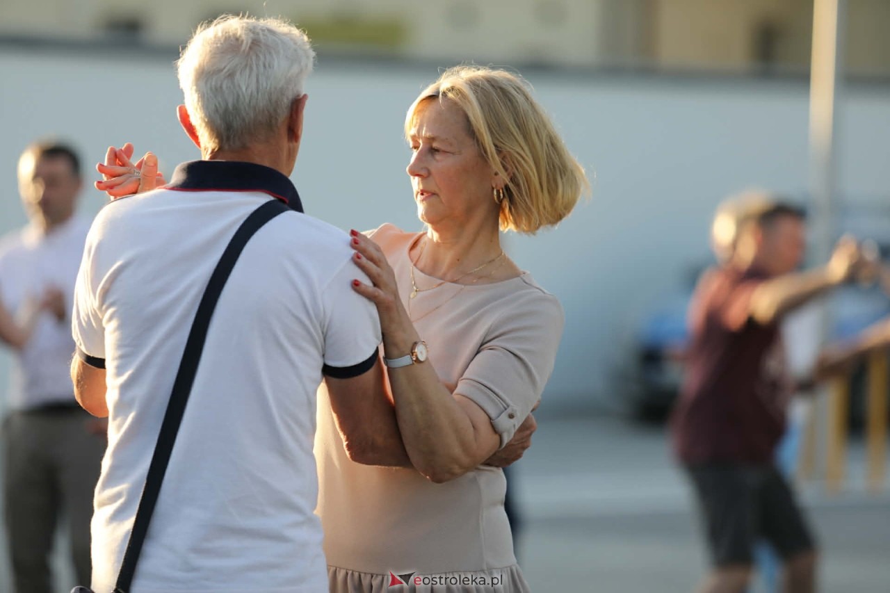 Potańcówka pod gwiazdami w Olszewie-Borkach [24.05.2026] - zdjęcie #72 - eOstroleka.pl