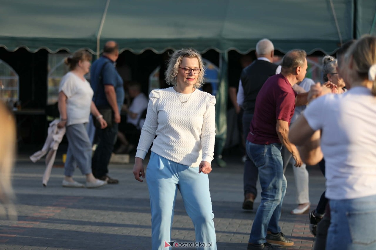 Potańcówka pod gwiazdami w Olszewie-Borkach [24.05.2026] - zdjęcie #70 - eOstroleka.pl