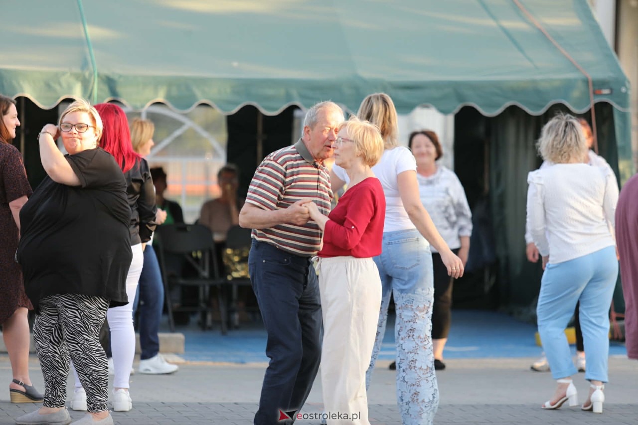 Potańcówka pod gwiazdami w Olszewie-Borkach [24.05.2026] - zdjęcie #55 - eOstroleka.pl