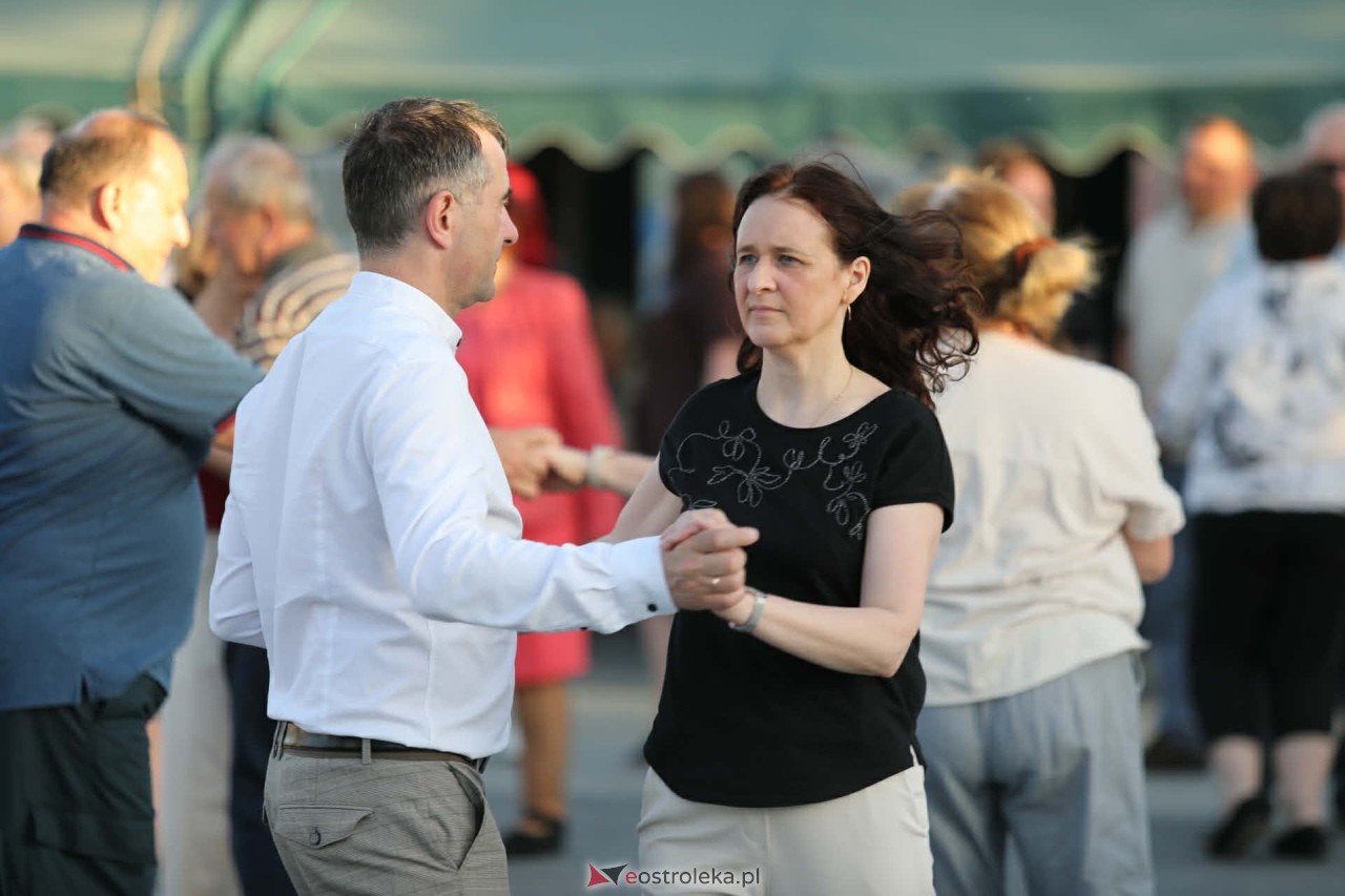 Potańcówka pod gwiazdami w Olszewie-Borkach [24.05.2026] - zdjęcie #50 - eOstroleka.pl