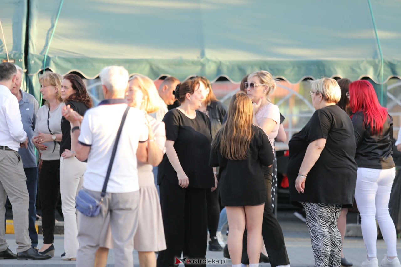 Potańcówka pod gwiazdami w Olszewie-Borkach [24.05.2026] - zdjęcie #49 - eOstroleka.pl