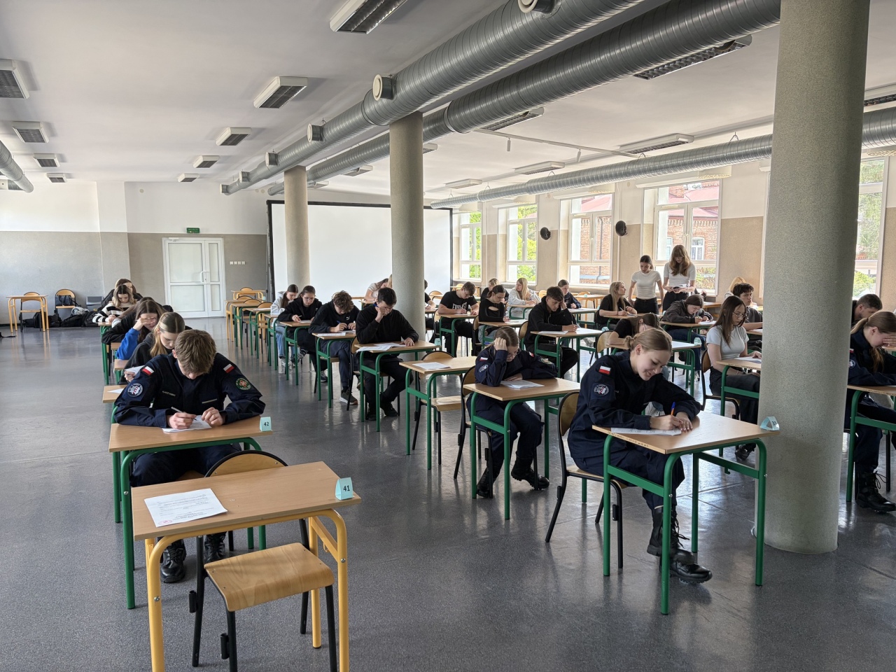 Finał XXXV edycji konkursu wiedzy o 5 Pułku Ułanów Zasławskich [14.05.2026] - zdjęcie #49 - eOstroleka.pl