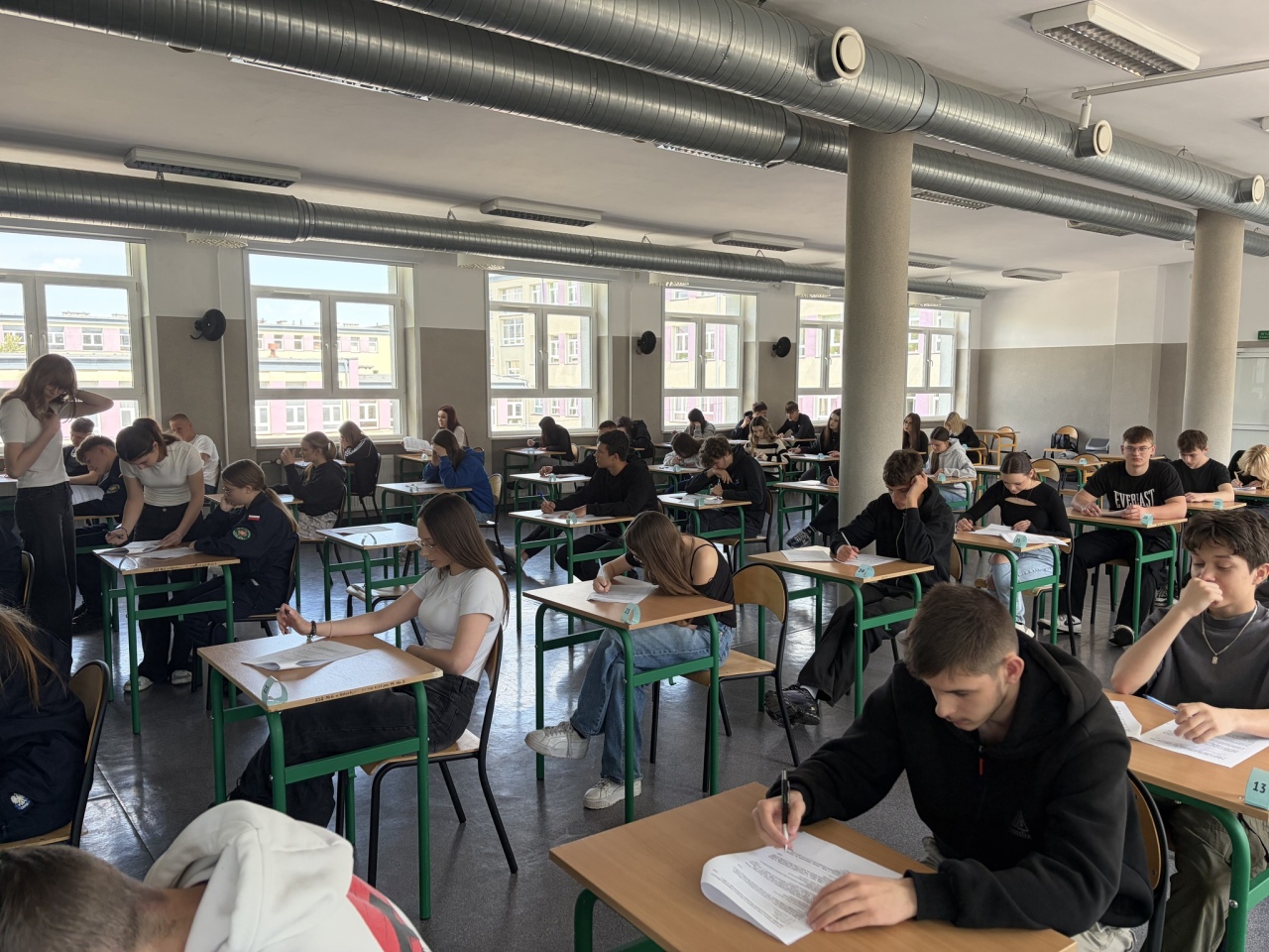 Finał XXXV edycji konkursu wiedzy o 5 Pułku Ułanów Zasławskich [14.05.2026] - zdjęcie #43 - eOstroleka.pl