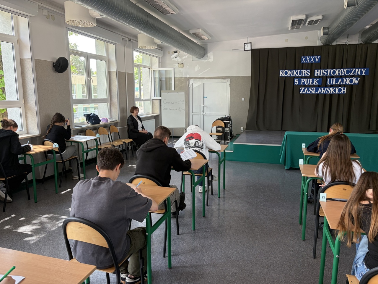 Finał XXXV edycji konkursu wiedzy o 5 Pułku Ułanów Zasławskich [14.05.2026] - zdjęcie #33 - eOstroleka.pl
