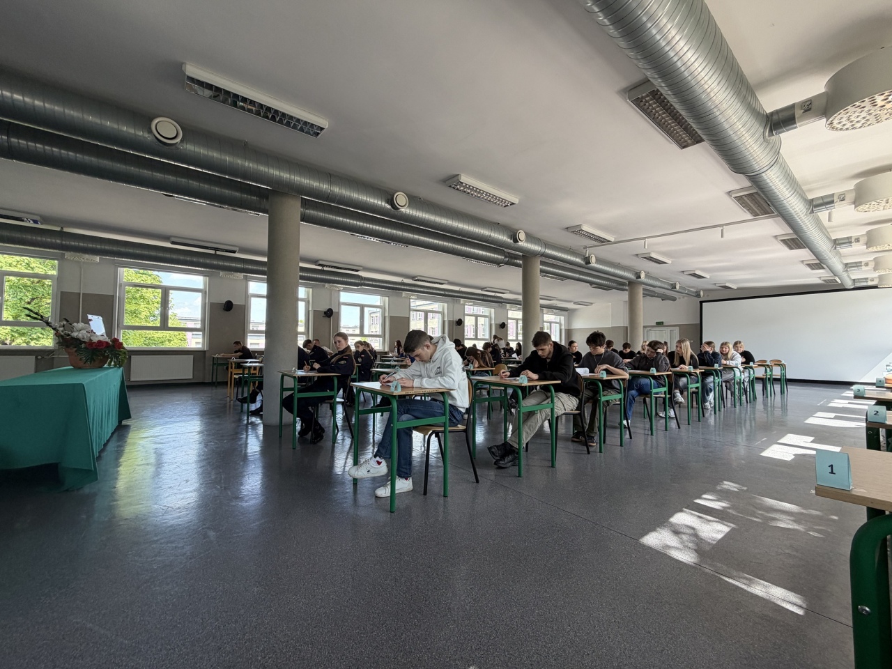 Finał XXXV edycji konkursu wiedzy o 5 Pułku Ułanów Zasławskich [14.05.2026] - zdjęcie #32 - eOstroleka.pl