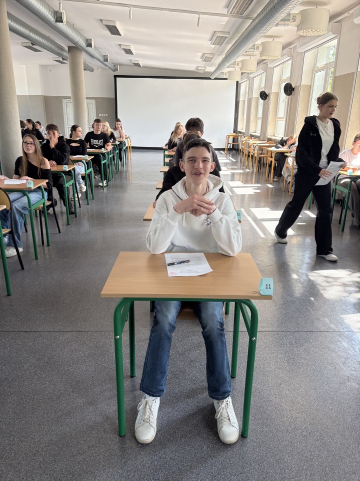 Finał XXXV edycji konkursu wiedzy o 5 Pułku Ułanów Zasławskich [14.05.2026] - zdjęcie #27 - eOstroleka.pl