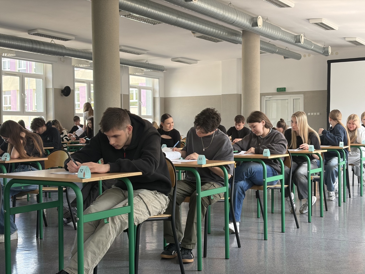 Finał XXXV edycji konkursu wiedzy o 5 Pułku Ułanów Zasławskich [14.05.2026] - zdjęcie #26 - eOstroleka.pl
