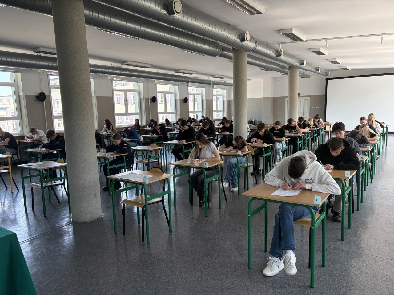 Finał XXXV edycji konkursu wiedzy o 5 Pułku Ułanów Zasławskich [14.05.2026] - zdjęcie #2 - eOstroleka.pl