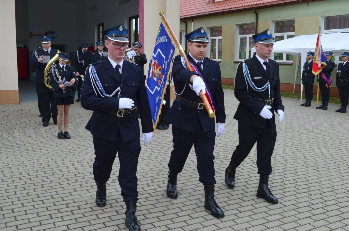 Uroczyste przekazanie sztandaru OSP Łąccki [25.05.2026] - zdjęcie #6 - eOstroleka.pl