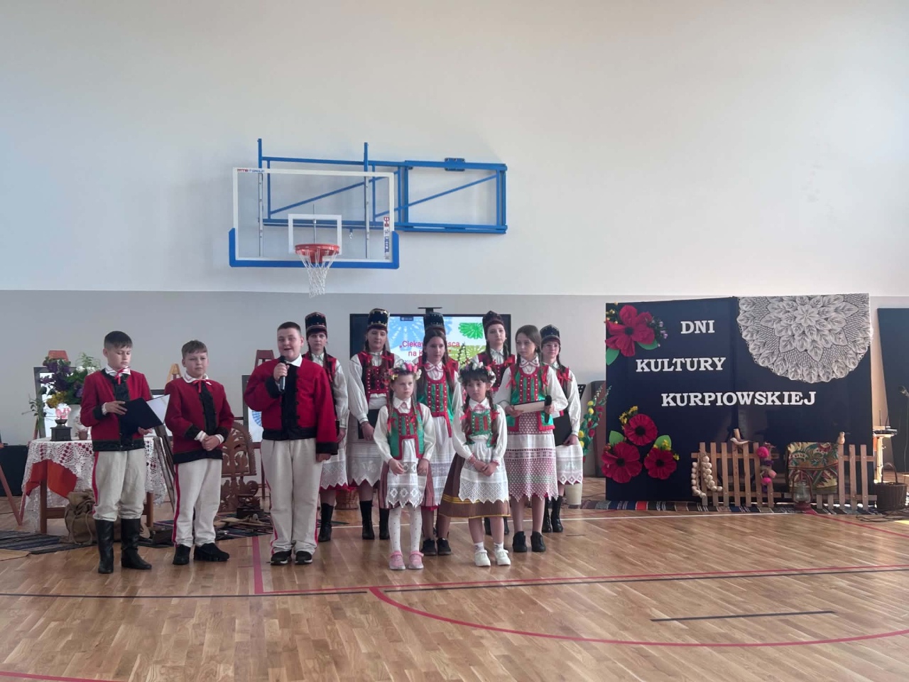 Dni Kultury Kurpiowskiej w Antoniach. Tradycja połączyła pokolenia i gminy [27.05.2026] - zdjęcie #18 - eOstroleka.pl