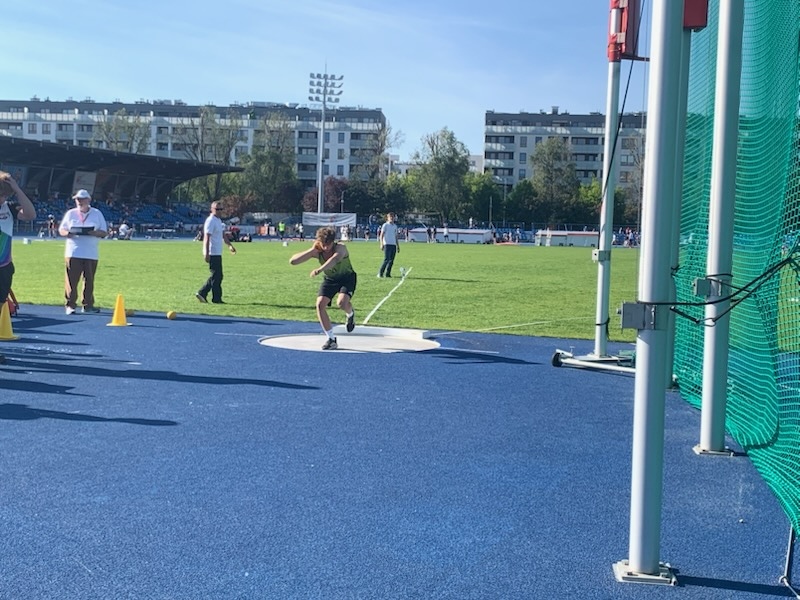 Starty w finałach i kolejne rekordy zawodników UKS Clan Ostrołęka w Mazowieckim Mityngu Lekkoatletycznym [23.05.2026] - zdjęcie #4 - eOstroleka.pl